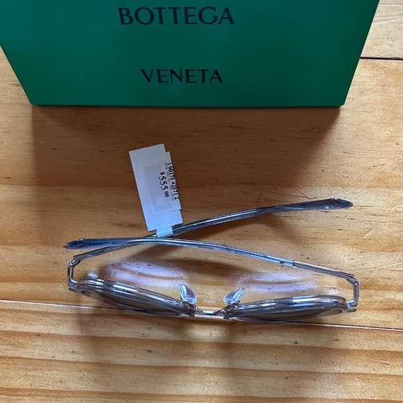 BOTTEGA VENETA aviator sunglasses main image 6